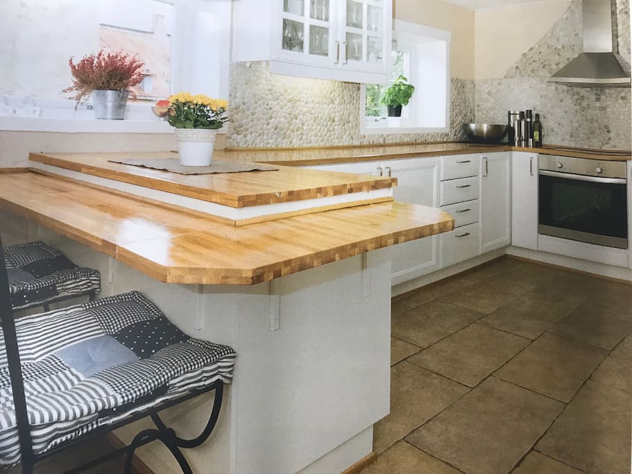 Breakfast table