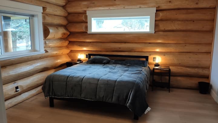 Master Bedroom - King