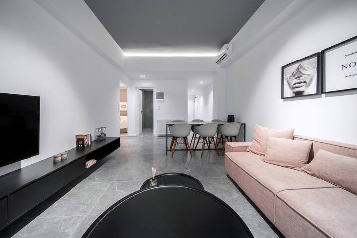 Heritage 403/Luxury Two Bedroom gallery image 5