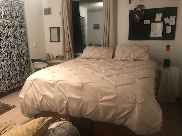 Comfortable small queen size bedroom