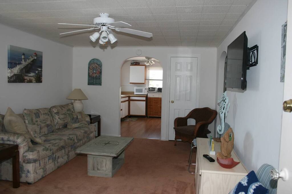 Living Room With 40" Cable TV, DVD player