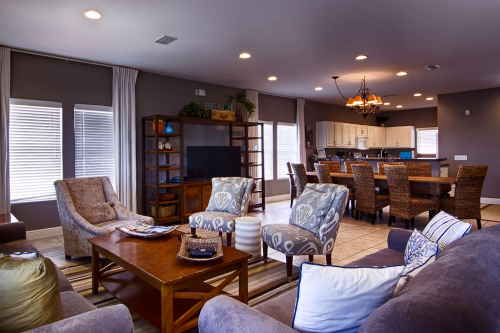 Big, comfy couches and chairs to relax.
