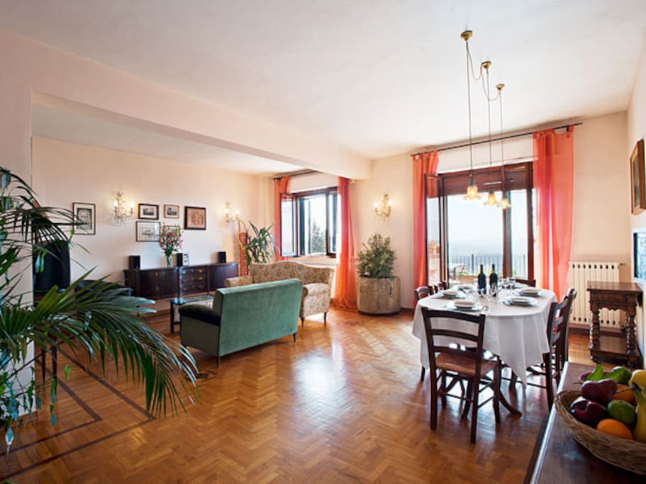 Salone