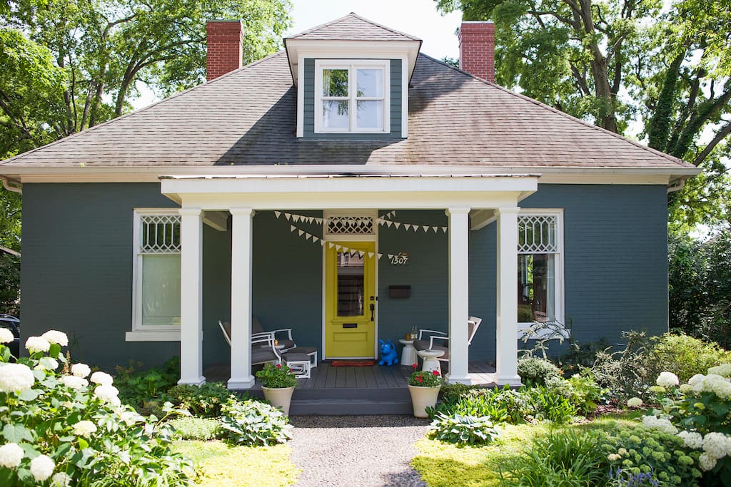 Built in 1907 in the historic 12th south Belmont area of Nashville.
