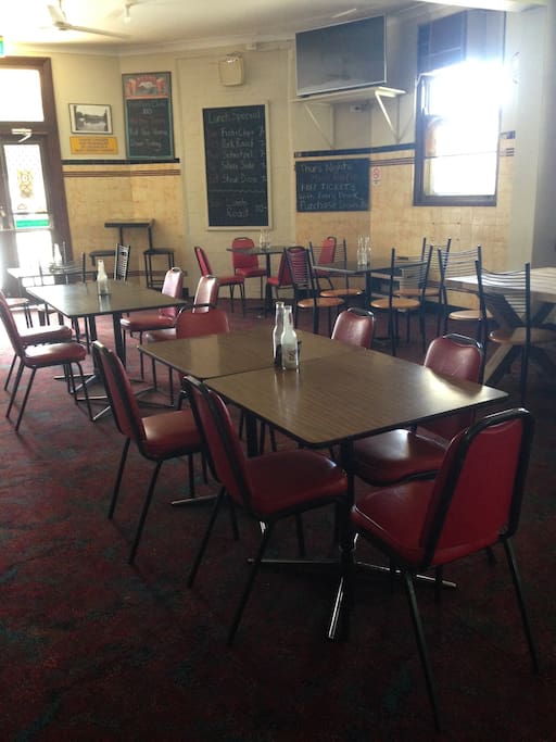 Restaurant/Bistro/Bar