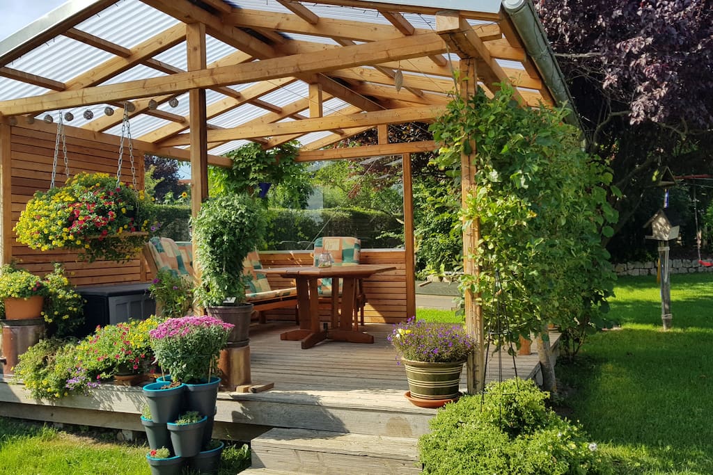 Terrasse im Garten