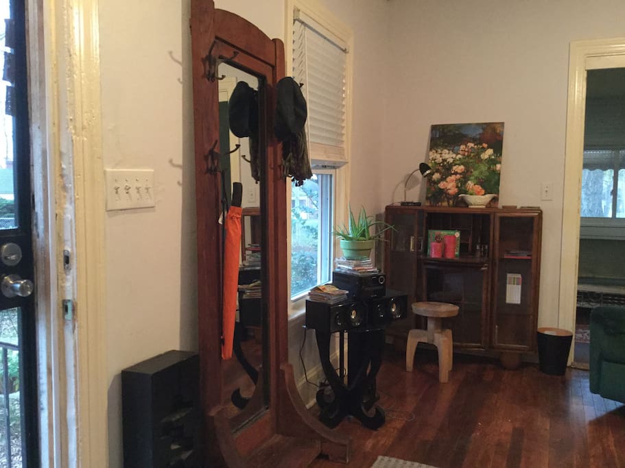 Enter into large living room. TV w/DVD player & whatever else you can do with wifi. ;)