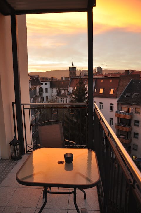 Successful Airbnb property: Beautiful apartment with balcony in great location in Kassel