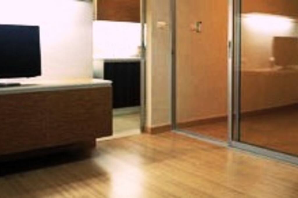 1 Living room, 1 bedroom, 1 bathroom, 1 Kitchen & Terrace)