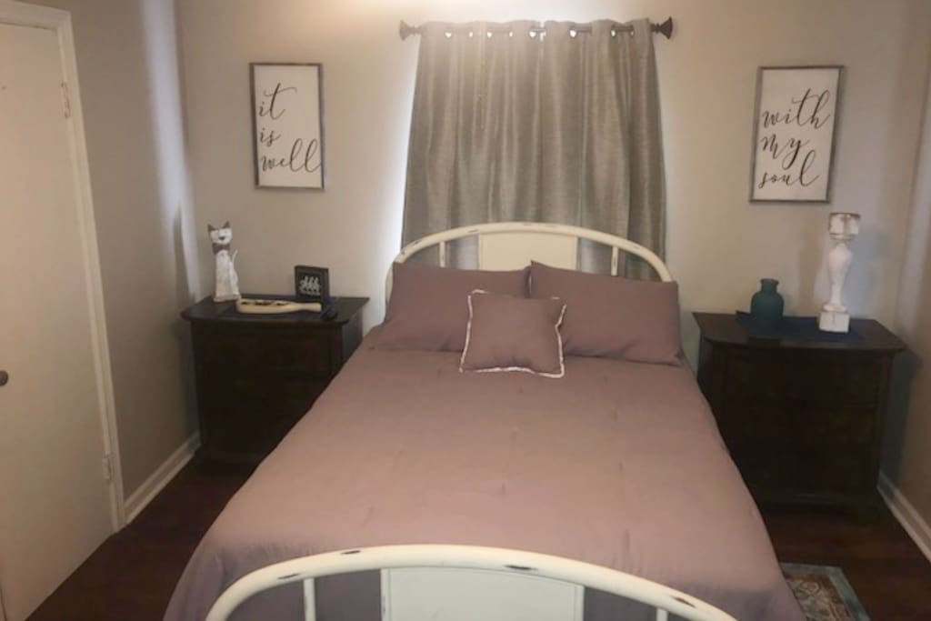 New Fullsize mattress and linens.