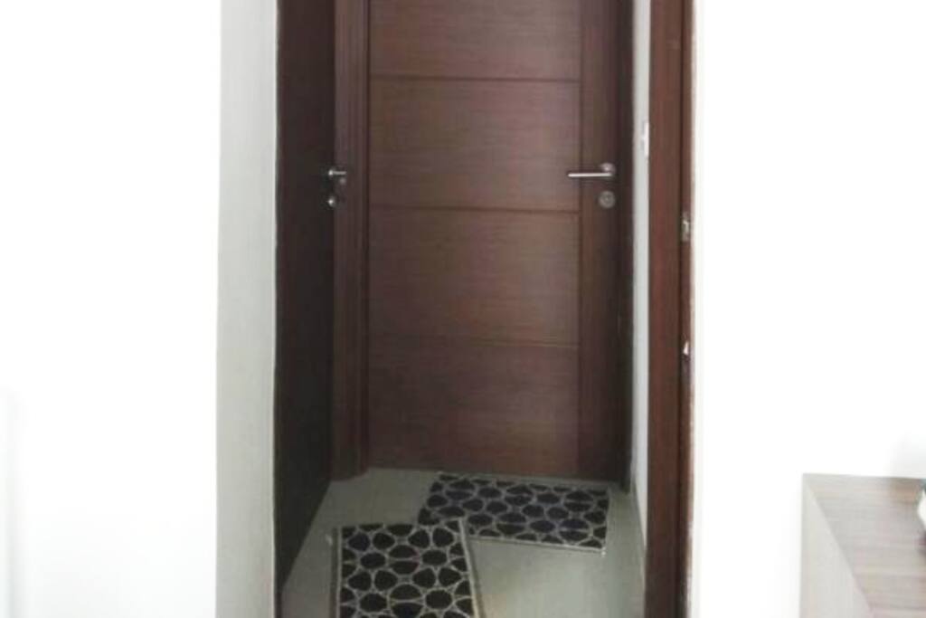 Pintu Masuk K.Tidur dan K.Mandi