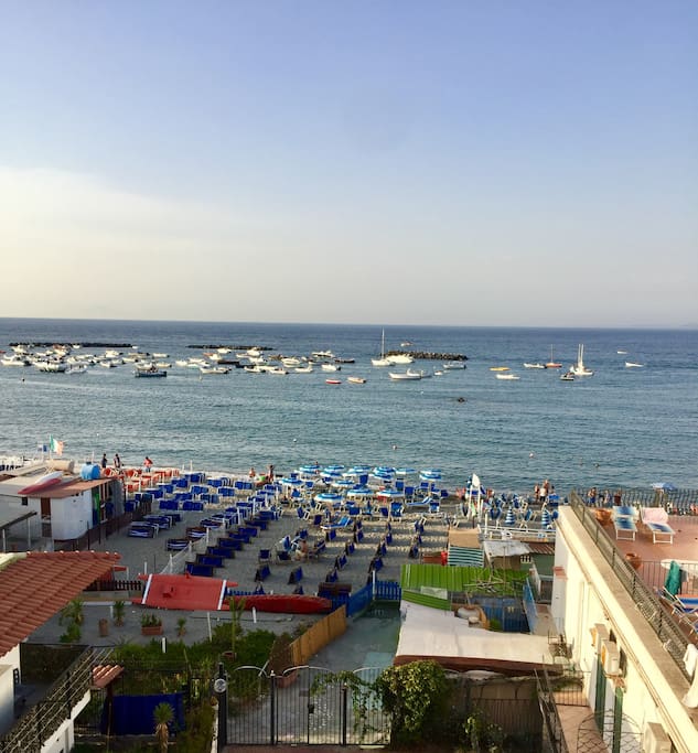 Vista-Uscita sulla spiaggia (10 secondi dal mare)