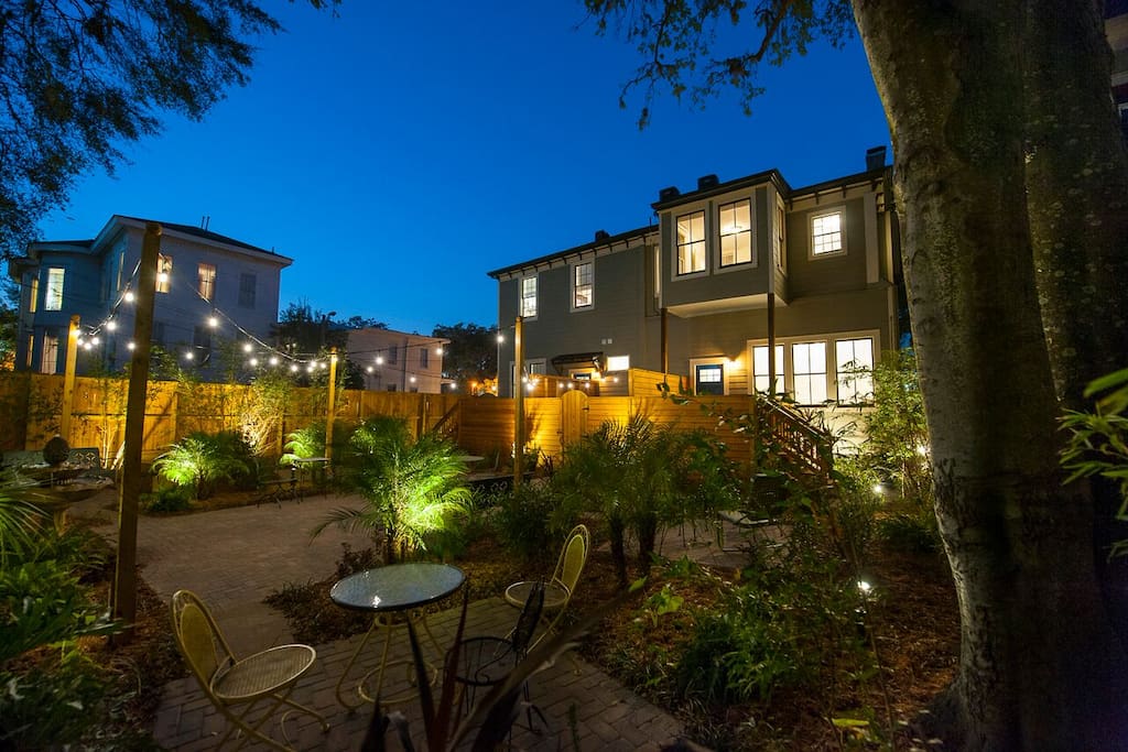 Canopy View 1 BR LightFilled Treehouse Apartments for Rent in