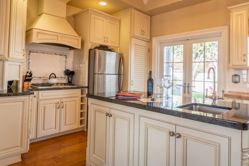 Spacious naturally lit kitchen