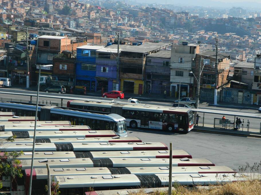 Terminal Unibus em frente Residencia