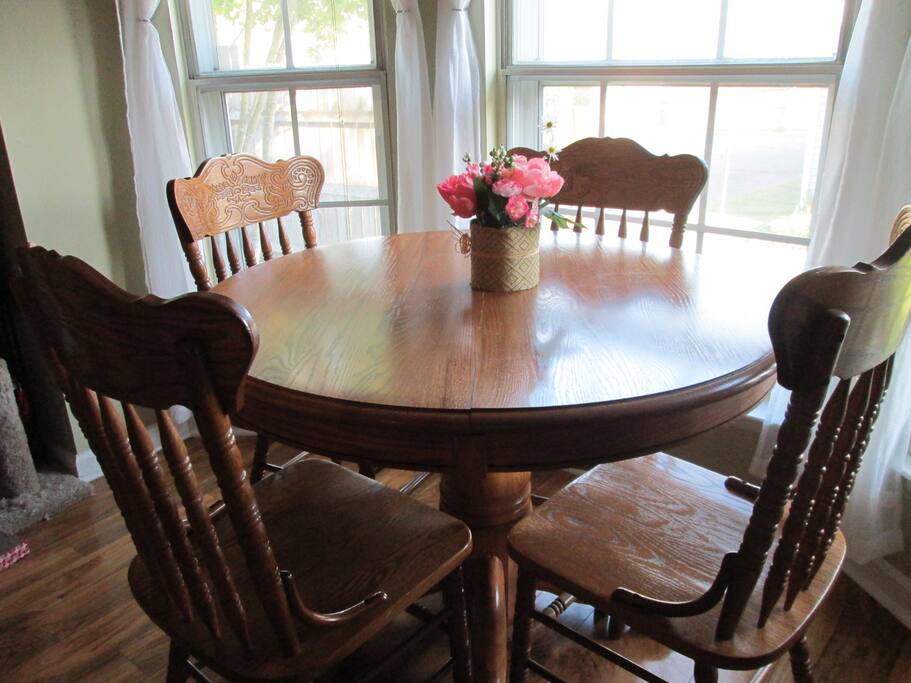 Kitchen table