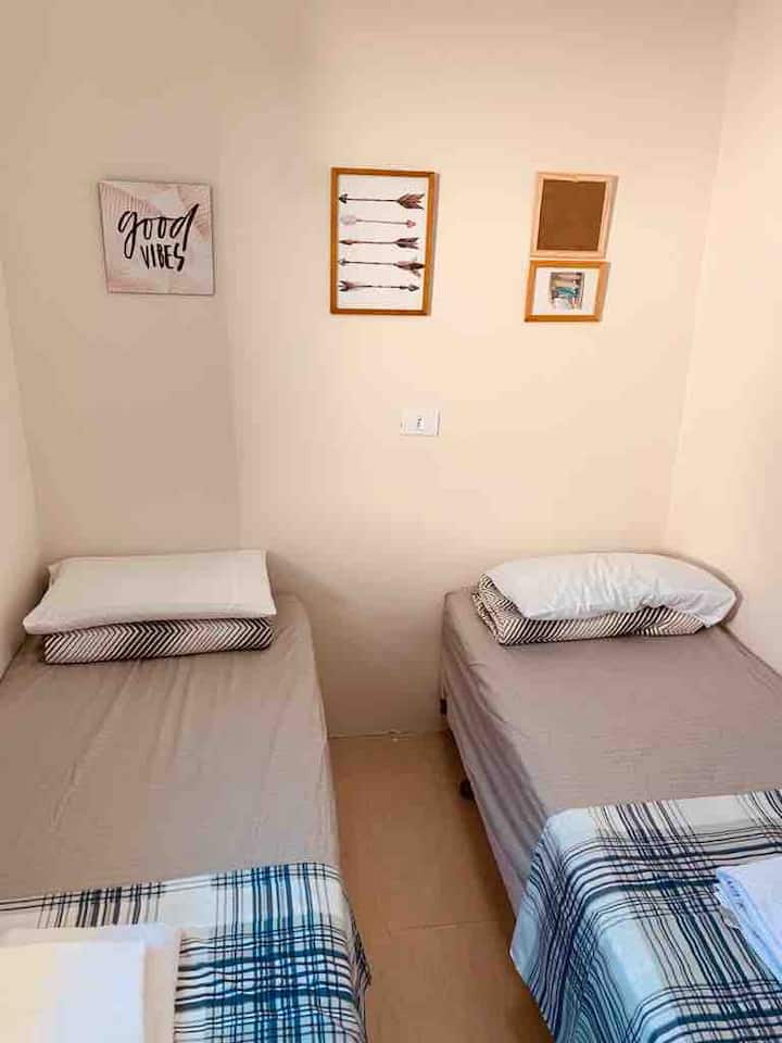 Dhomë gjumi 4
