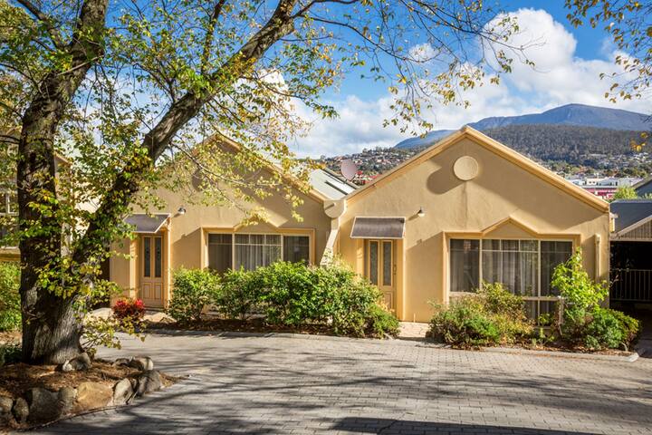 Three Bedroom Apartment gallery image 3