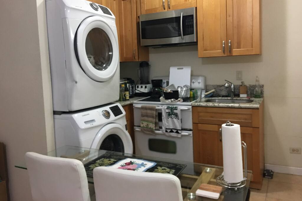 Full Kitchen