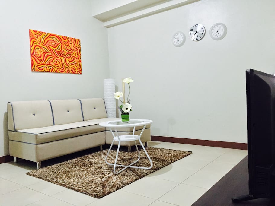 Living Room, Cable TV, WiFi