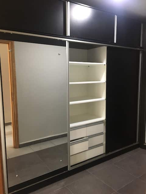 Appartement neuf, en ville, résidence calme