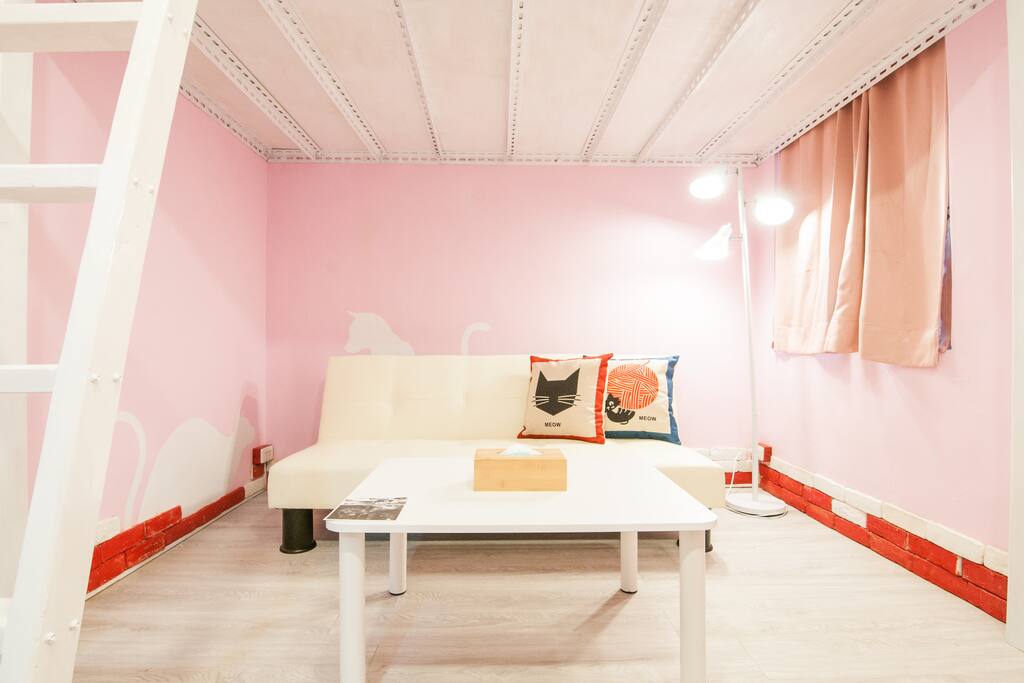 喵喵女孩雙人房Exquisite Double Room for Backpackers
