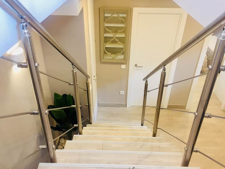Bonito Bajo Duplex Con Jardín Privado En Comillas - Cabezón de la Sal