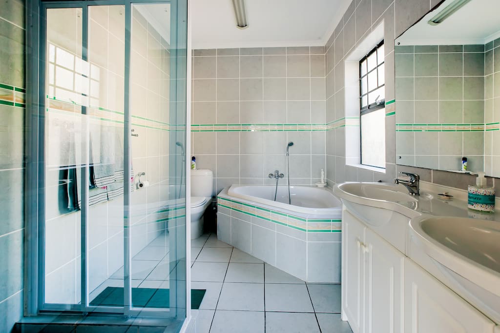 En-Suite Bathroom