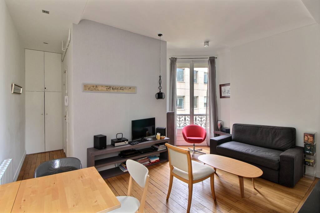 Living room with sofa bed and TV
