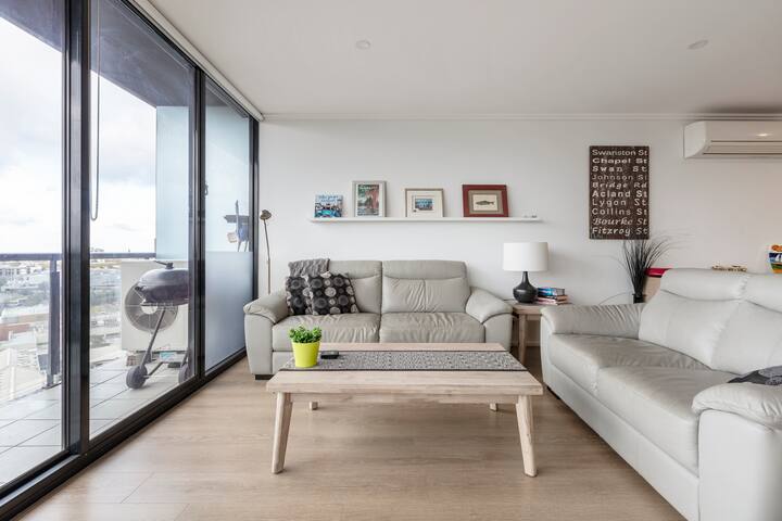 Melbourne and Southbank Gem with 3 Bedrooms gallery image 4