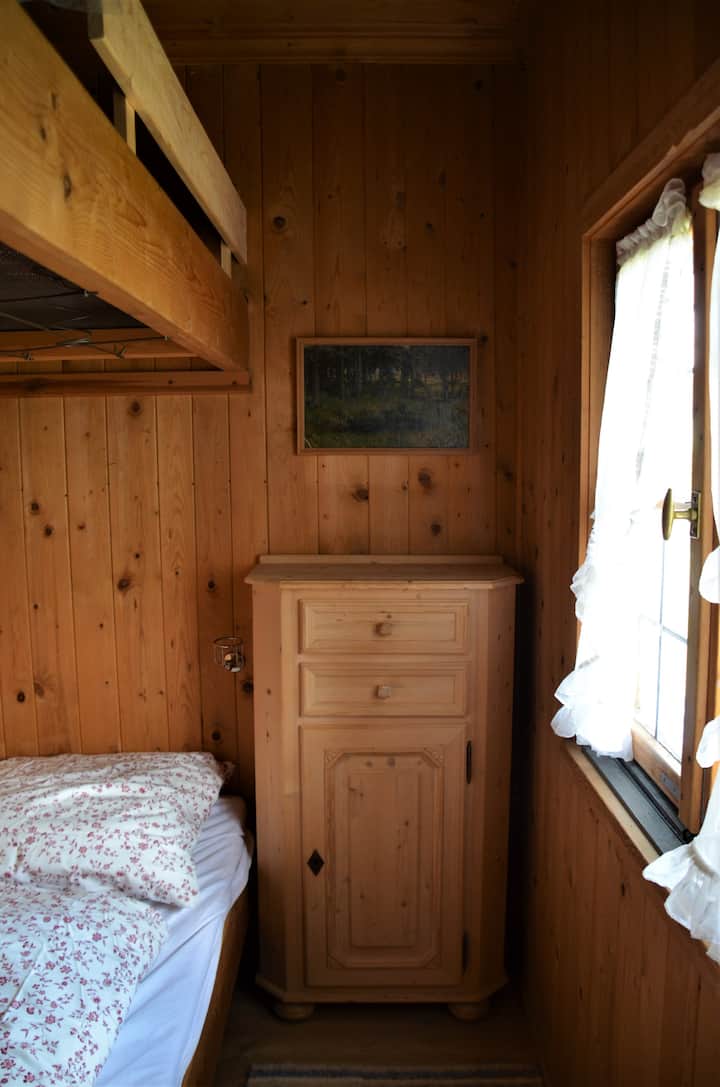 Schlafzimmer 1 mit Stockbett