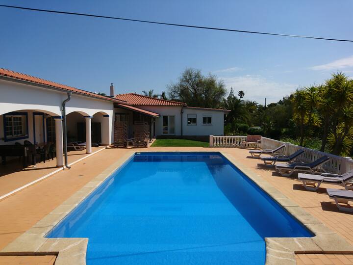 Ferienwohnung Von Privat Mit Pool Und Garten Flats For Rent In Lagos Portugal
