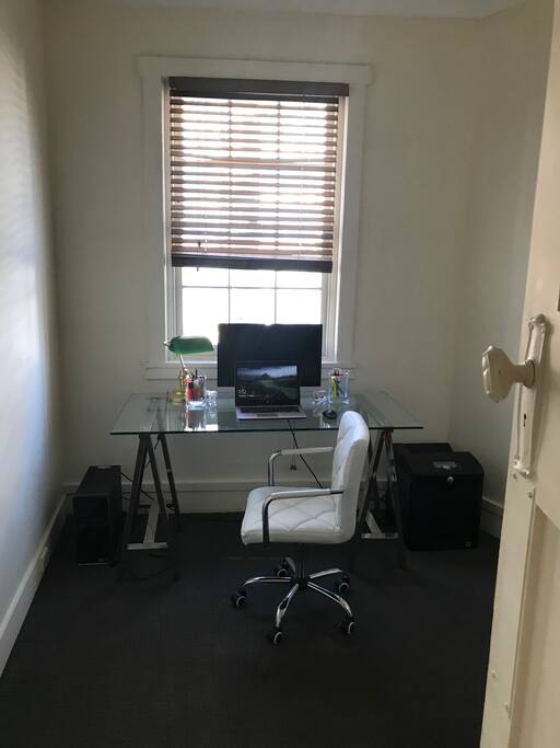 Bedroom 2/study