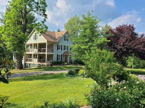 Delightful home, ideal location in VA Wine Country