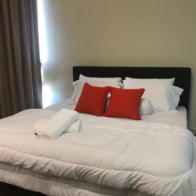 THE MOST COMFORT KING SIZE BED