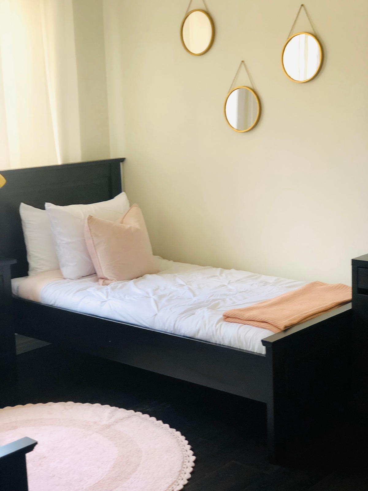 Спална соба 2* 1 кат - 2 двокреветни кревета 