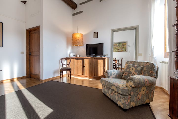 Sebule na mlango wa bafu