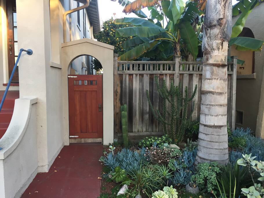 Side gate to the back entrance