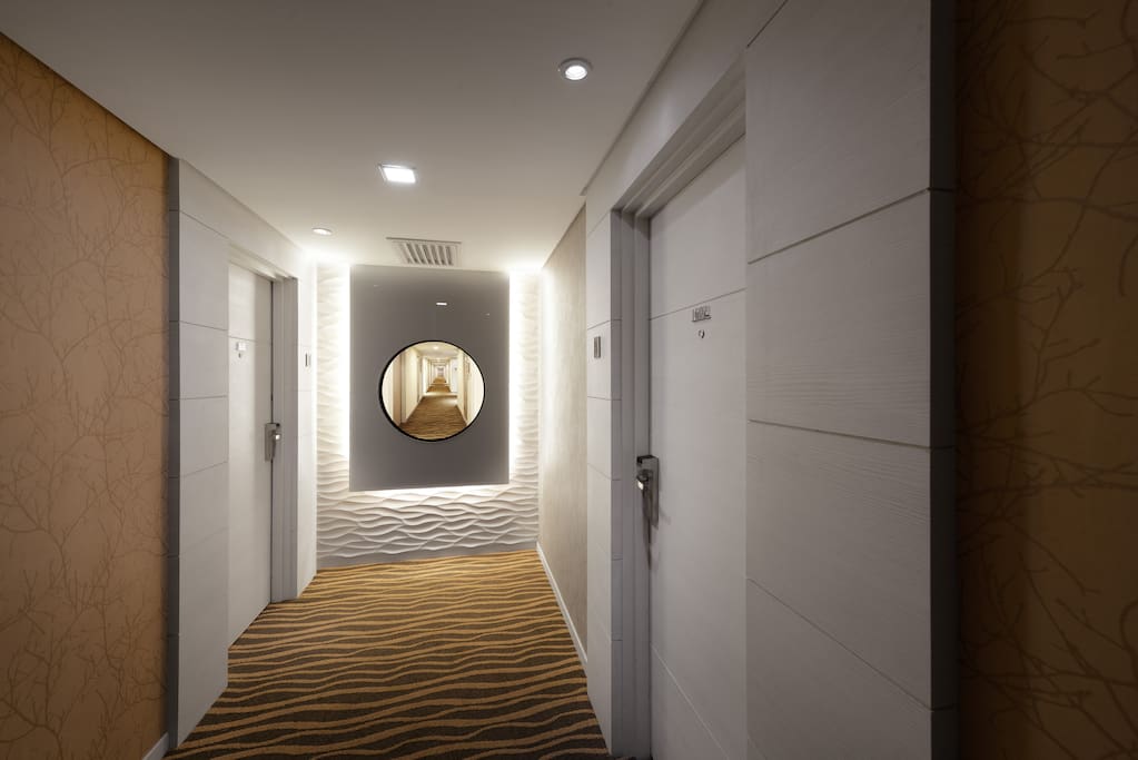 Room corridor walkway