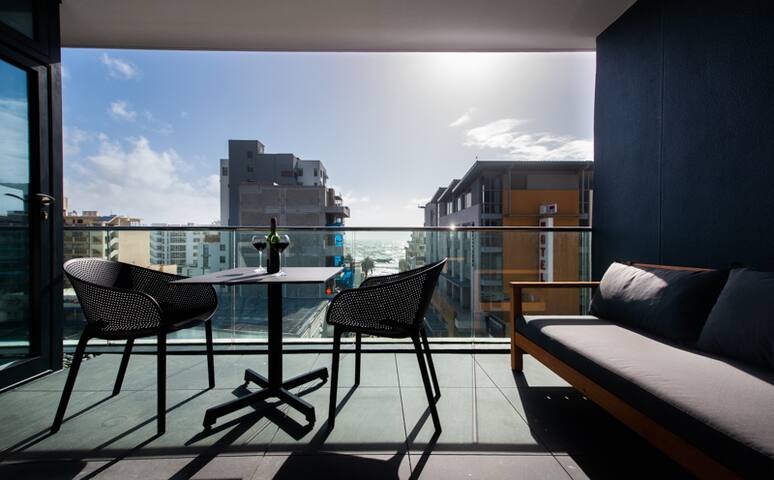2BR Superior | Latitude Aparthotel by Totalstay gallery image 4