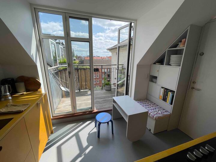 Bright & large - in cool Vesterbro