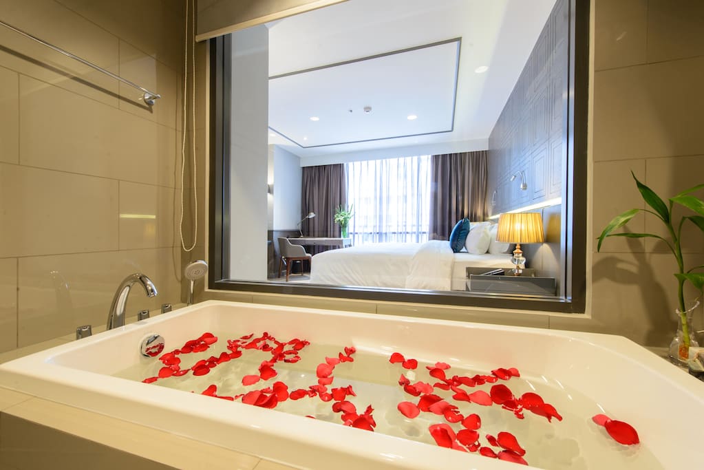 Separate Bathtub