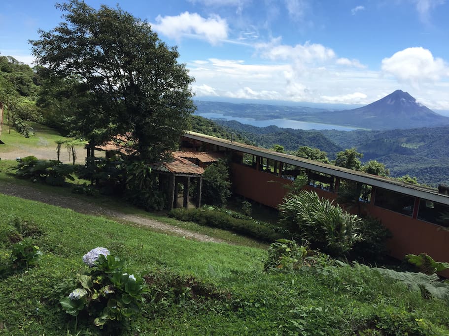 Desde el exterior