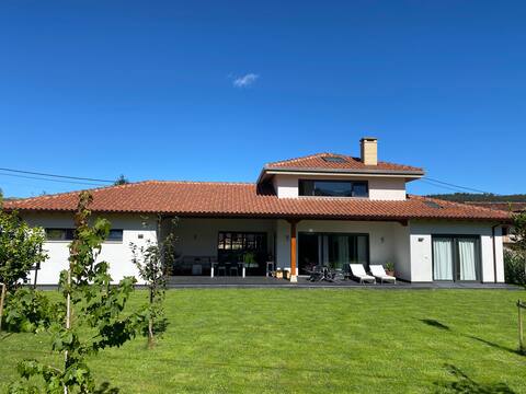 Entire House - Ibio - Mazcuerras - Cantabria