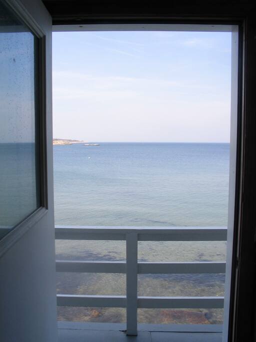 Breezeway to beach