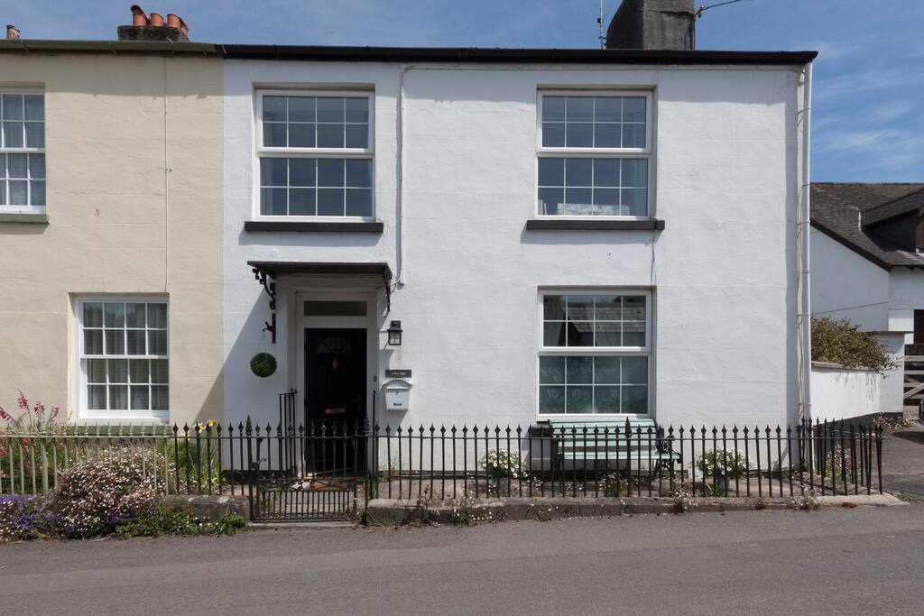Bed And Breakfast Guest Houses In Torquay Bed And Breakfast Guest Houses In Torquay