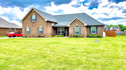 Relaxing 4 bedroom villa with lots of space