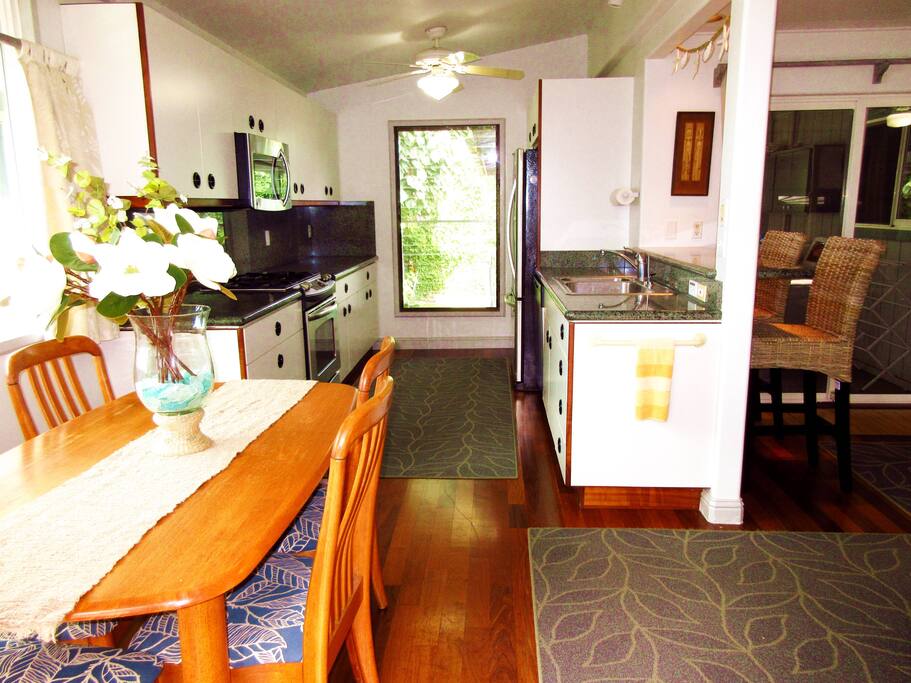 Open concept - kitchen and dining.