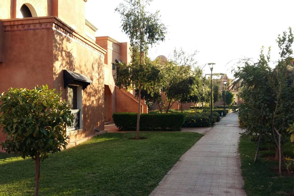 Allée de la residence