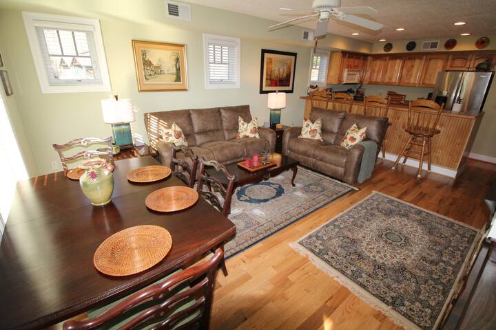 Airbnb 133 Echota Pkwy Vacation Rentals Places To Stay